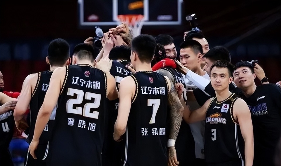 NG28关于清晨门兴格拉德巴赫造点机会——CBA常规赛节点到来，话题不断，更衣室氛围转暖的信息